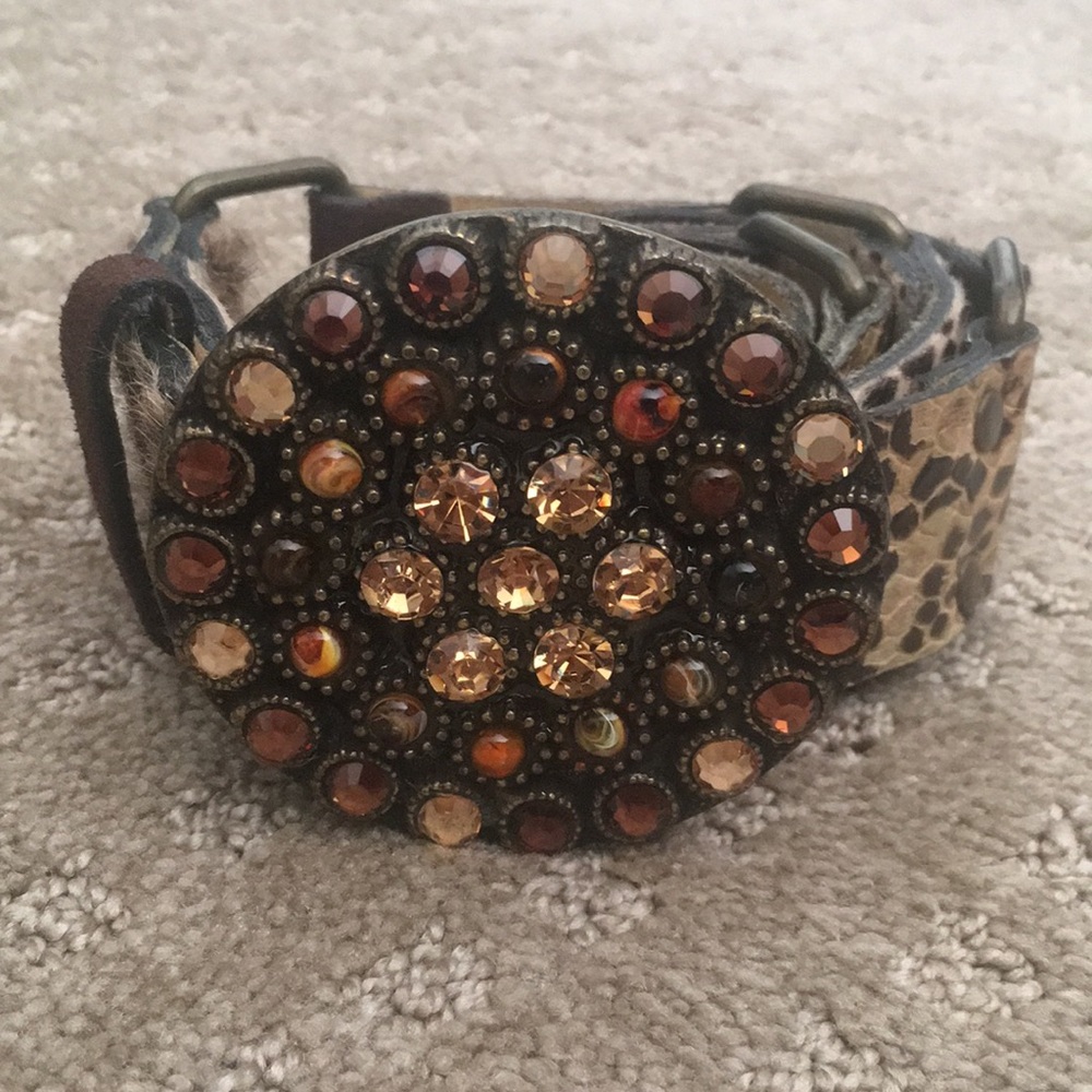 Belt with bling buckle and animal prints